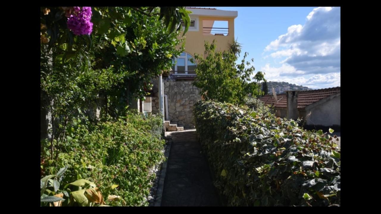 Апартаменты Green Peace Apartments with Swimming Pool Херцег-Нови-35