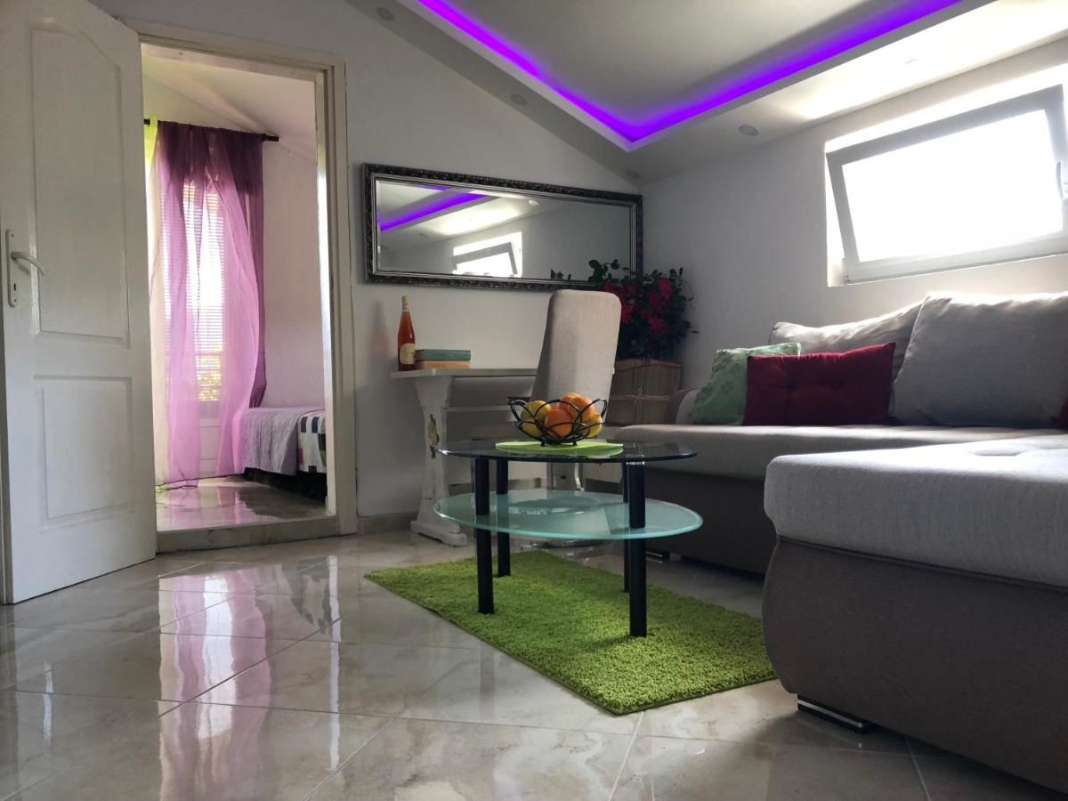 Апартаменты Green Peace Apartments with Swimming Pool Херцег-Нови-7