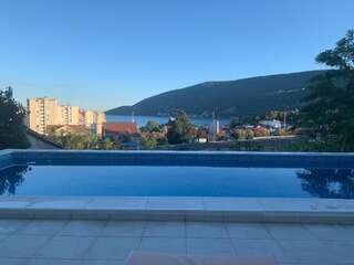Апартаменты Green Peace Apartments with Swimming Pool Херцег-Нови Апартаменты с 1 спальней-17