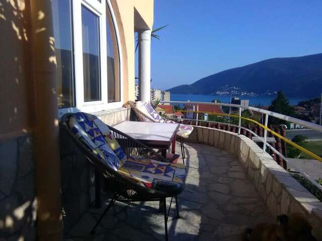 Апартаменты Green Peace Apartments with Swimming Pool Херцег-Нови-23