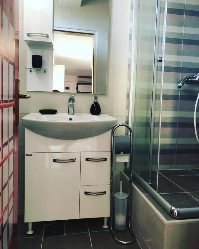 Апартаменты Green Peace Apartments with Swimming Pool Херцег-Нови-38