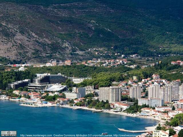 Апартаменты Green Peace Apartments with Swimming Pool Херцег-Нови-40